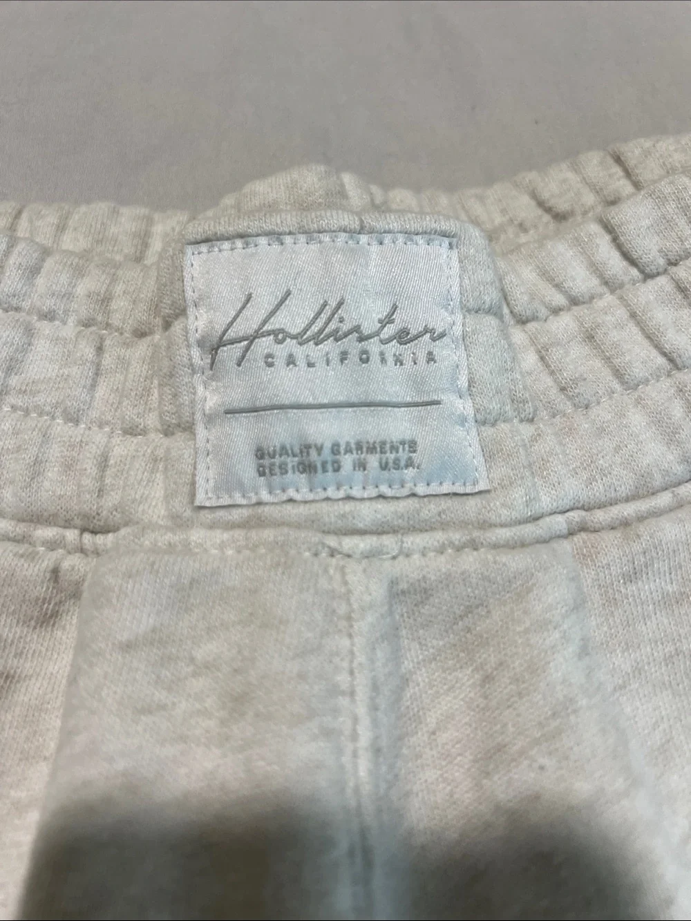 Hollister Heather Gray Elastic Waist Athletic Shorts - Picture 2 of 4